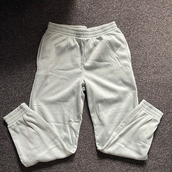 Green sweatpants - Picture 1 of 1